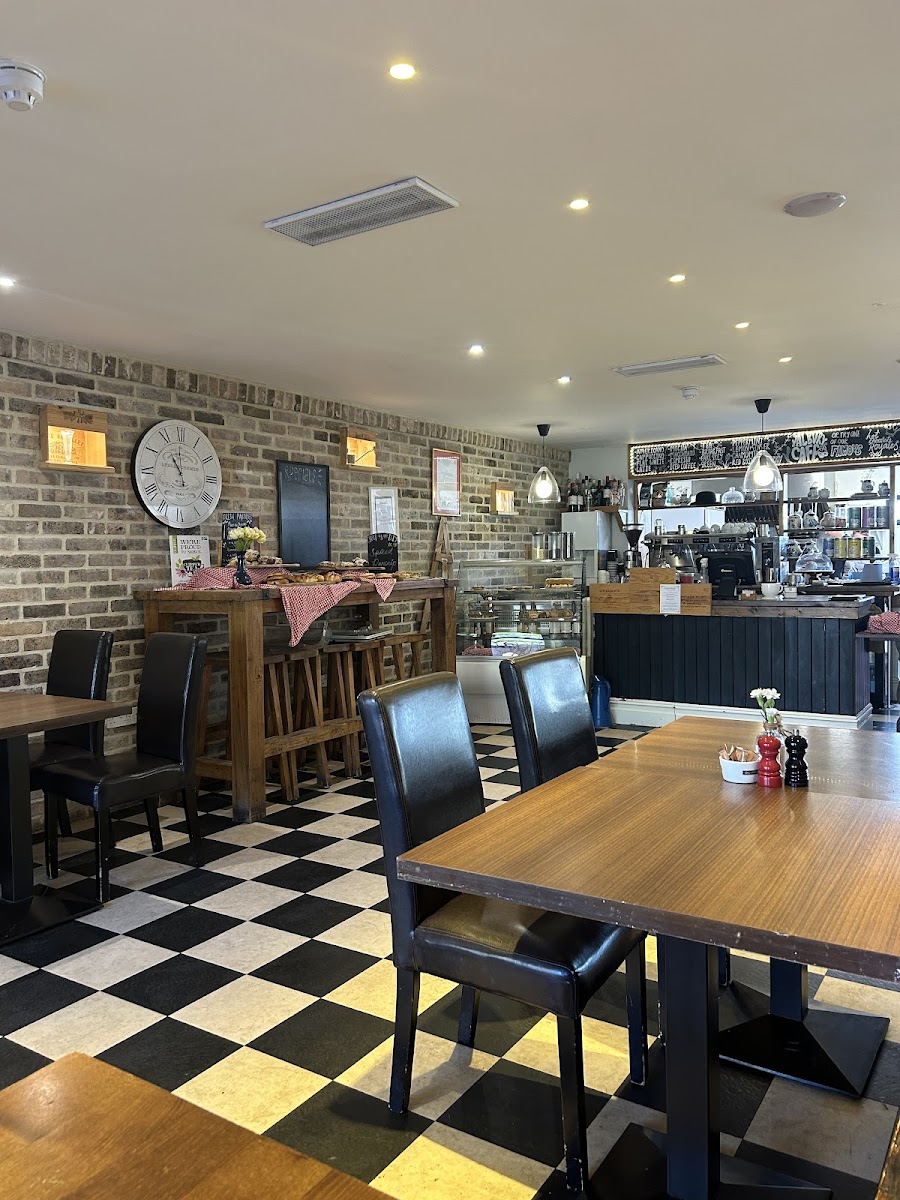 Yc's Cafe